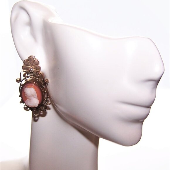 Antique Victorian 14K Gold Sardonyx Cameo - Hard Stone Cameo Pierced Earrings - Picture 1 of 6